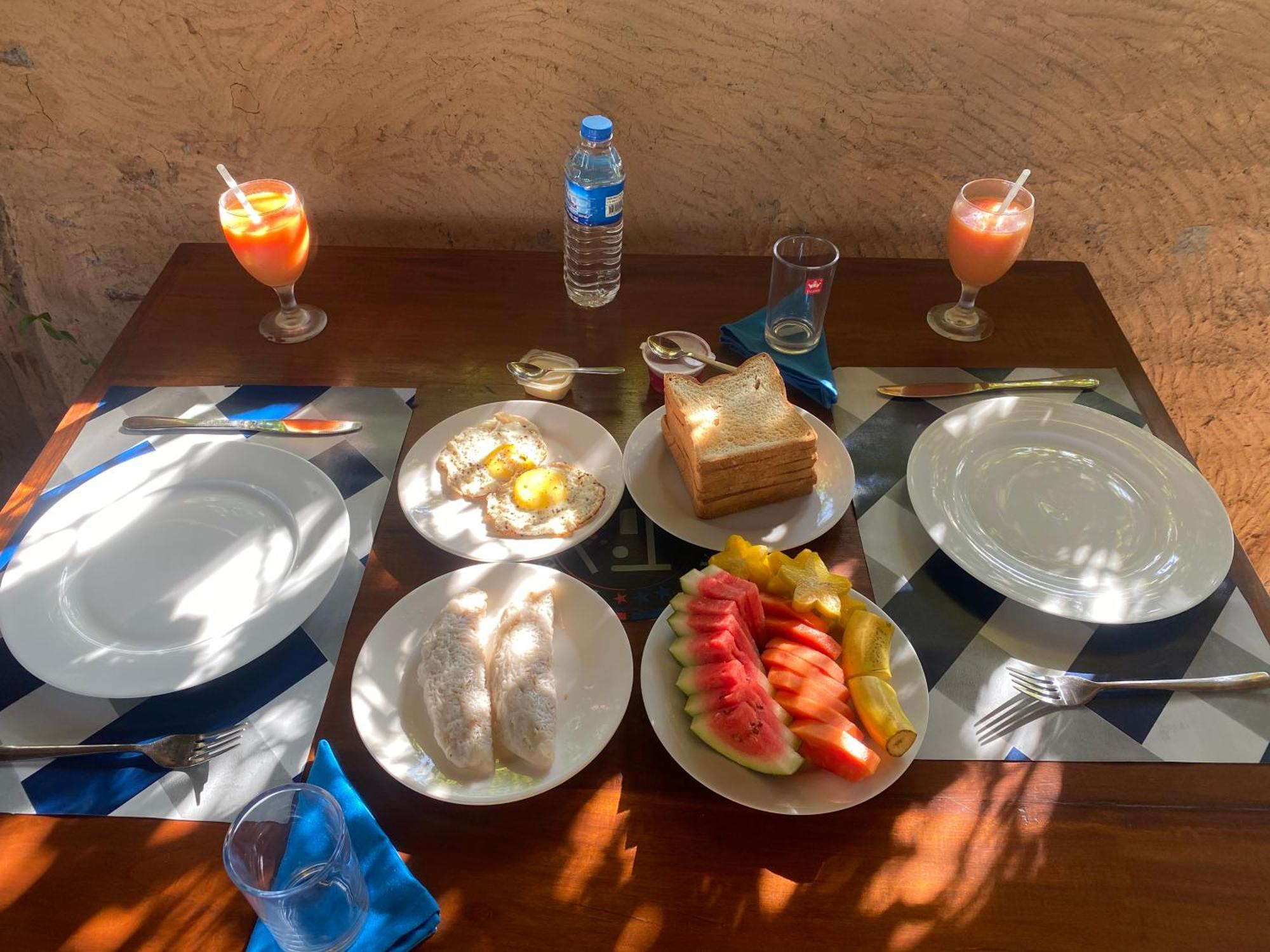 Hotel Hanguk Villa Dambulla Esterno foto