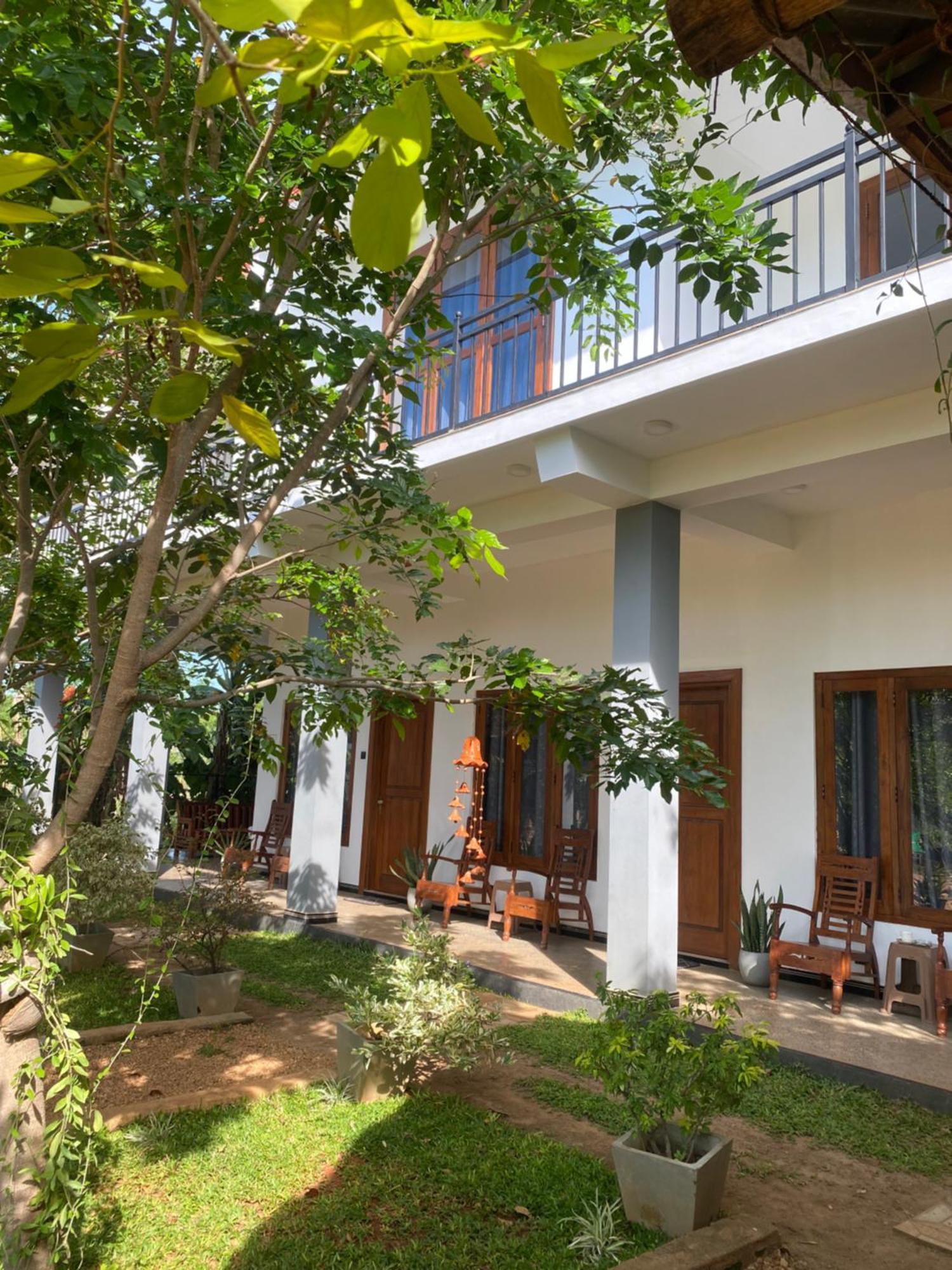 Hotel Hanguk Villa Dambulla Esterno foto